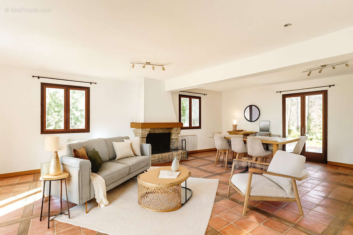 Maison à LA CHAPELLE-SUR-ERDRE