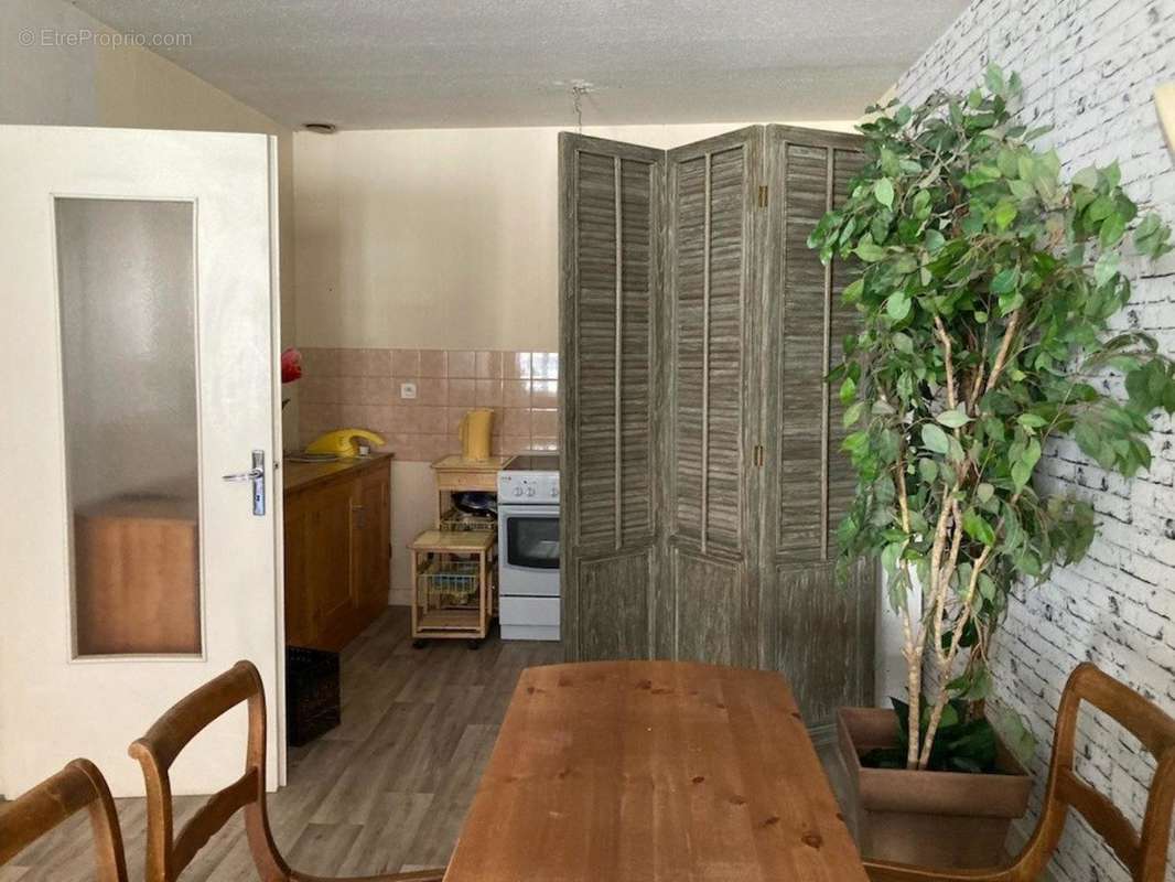 Photo 3 - Appartement à LONS-LE-SAUNIER