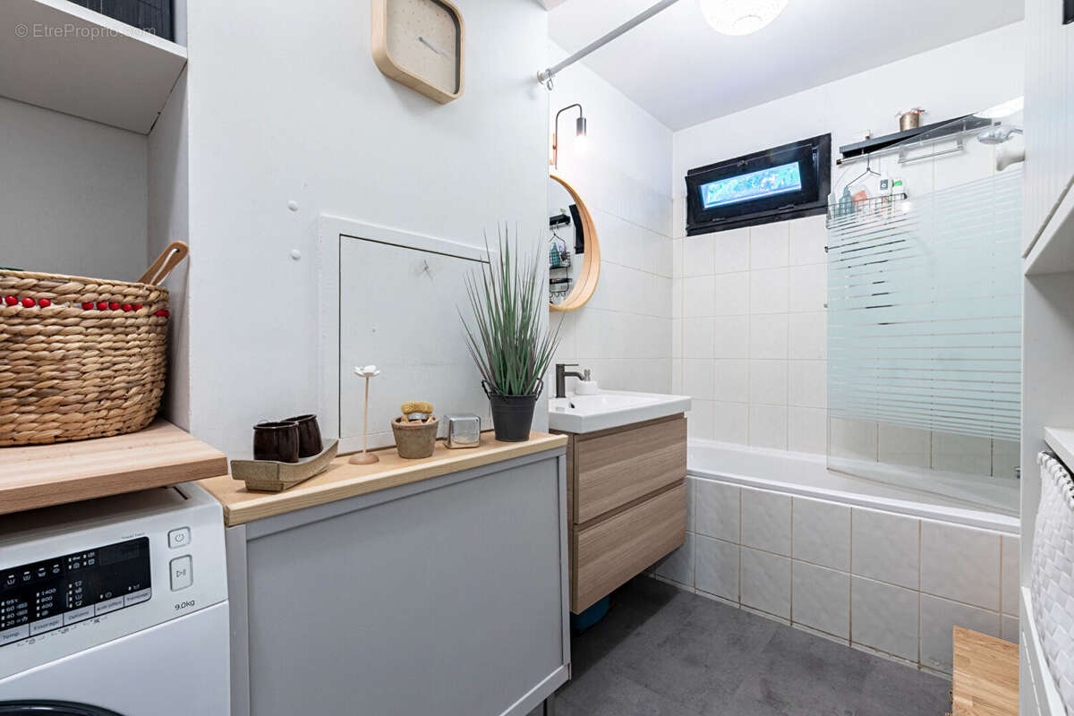 Appartement à MONTROUGE