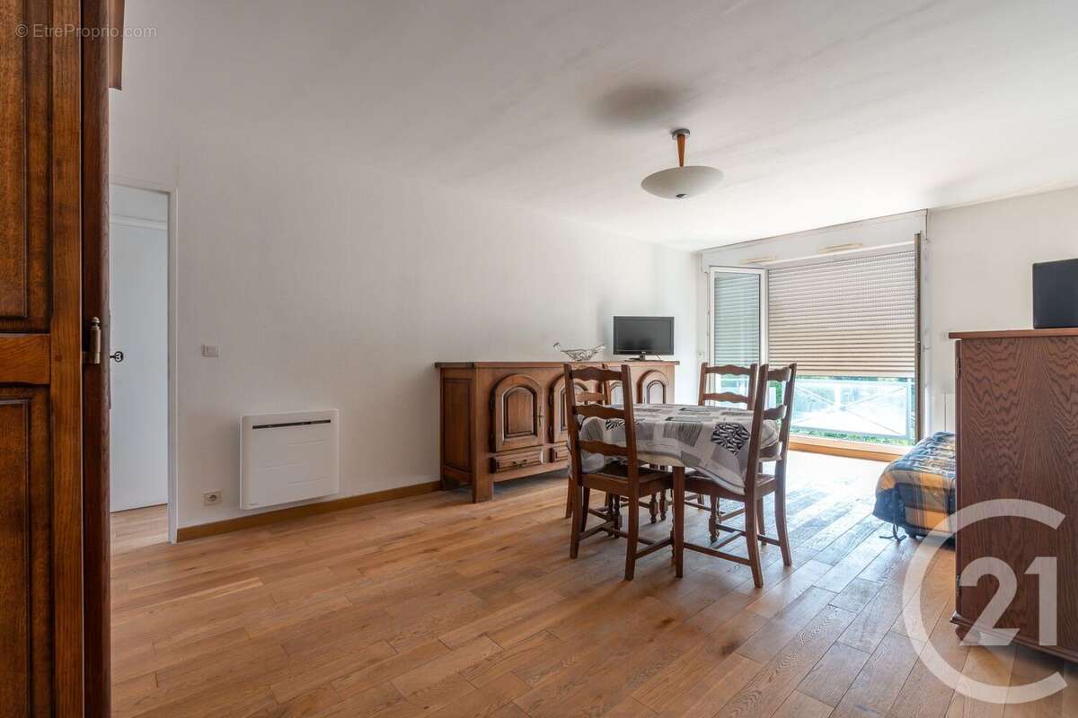 Appartement à THORIGNY-SUR-MARNE