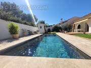 Maison à SIX-FOURS-LES-PLAGES