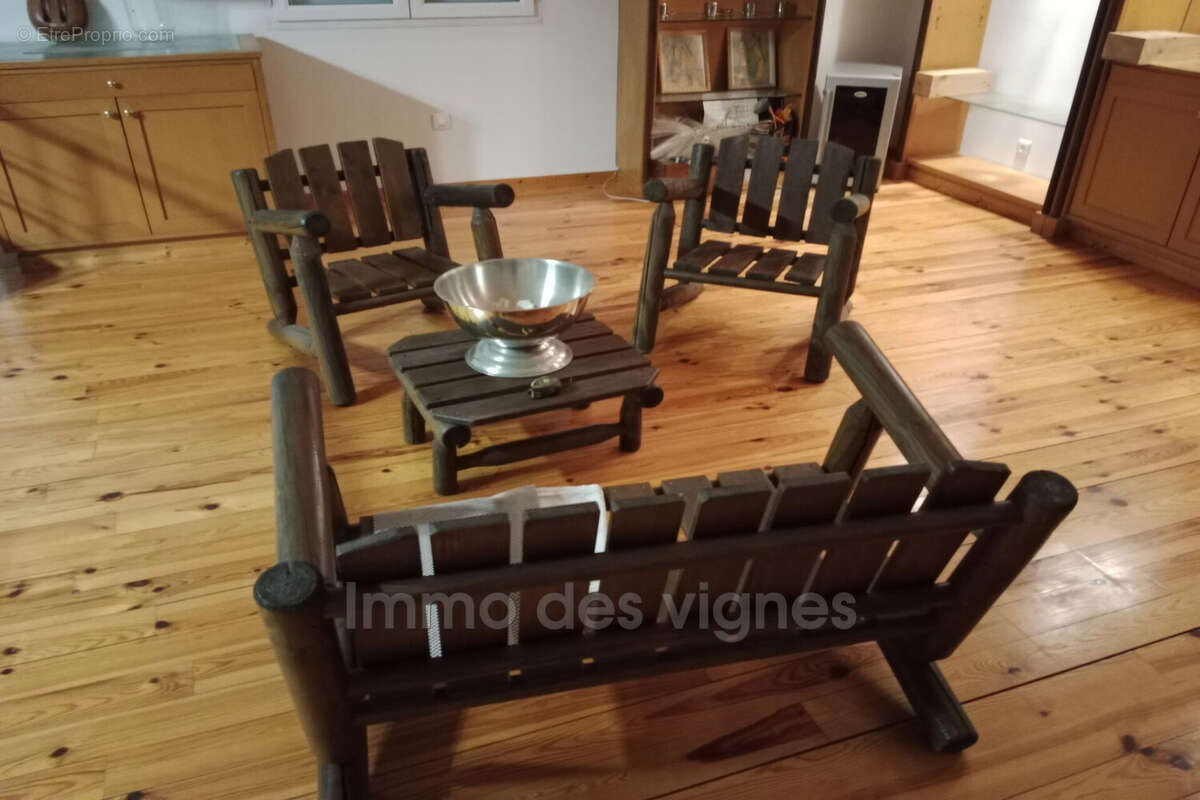 Maison à AMBARES-ET-LAGRAVE