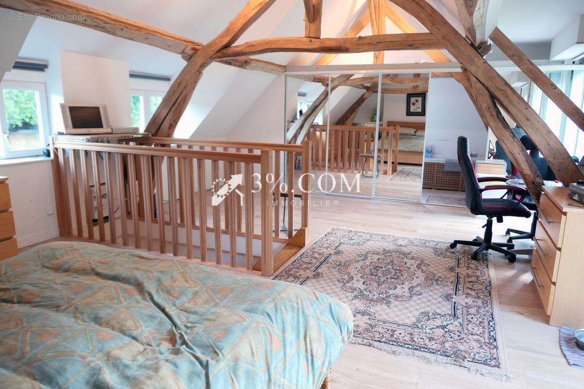 Maison à AVESNES-EN-VAL