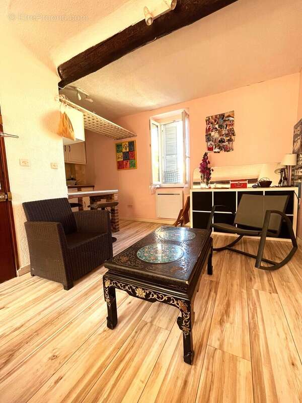 A Saisr Sur Toulon Ouest ! Coquet Appartement Type 1 - photo 5