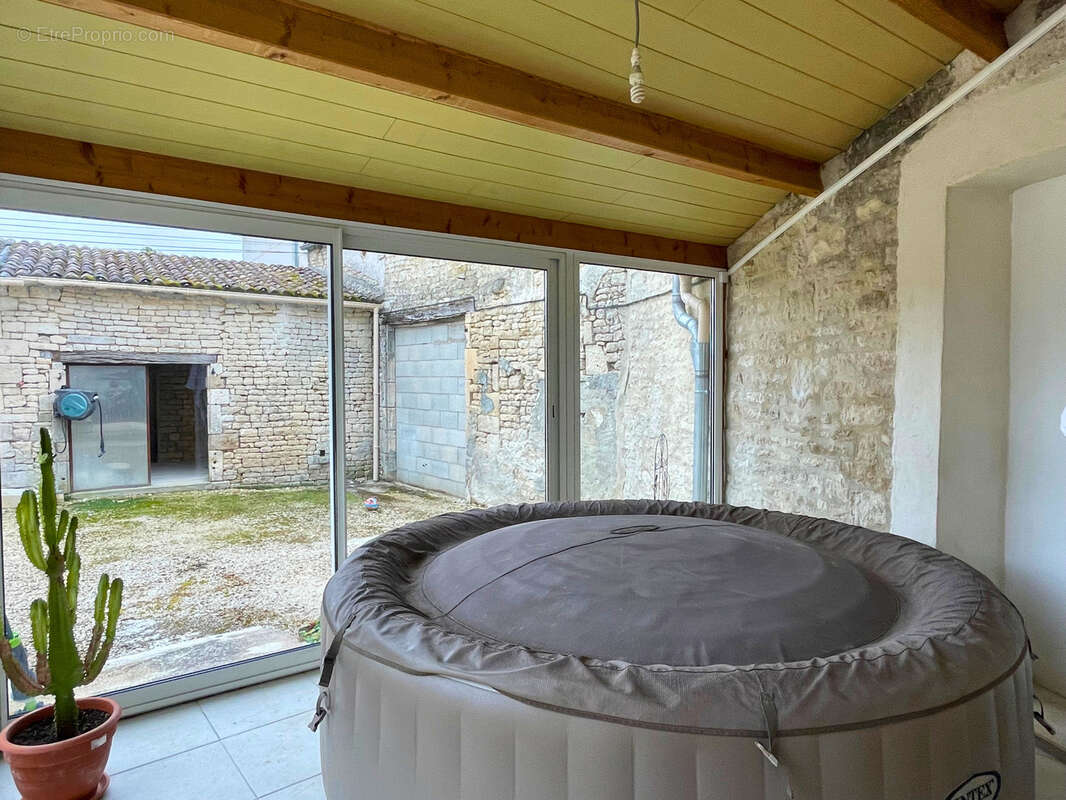 Maison à COURBILLAC