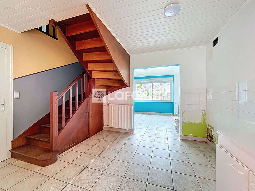 Maison à SAINT-GUYOMARD