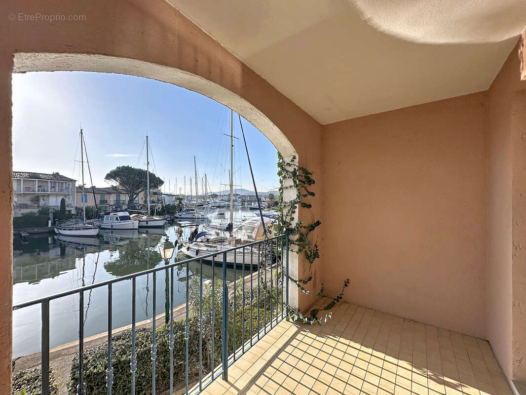 Appartement à GRIMAUD