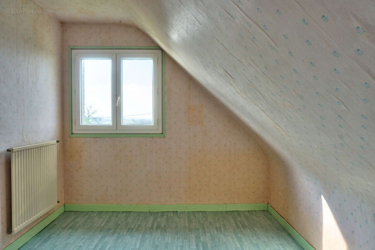 Maison à BELLE-ISLE-EN-TERRE