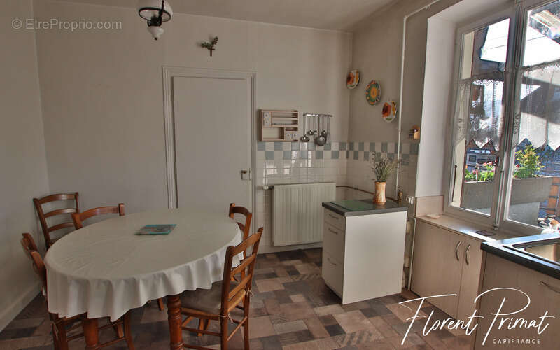 Maison à SEYSSEL