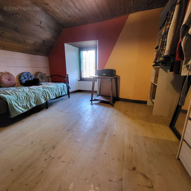 Maison à SAINT-SATURNIN