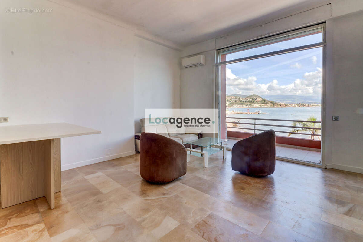 Appartement à THEOULE-SUR-MER