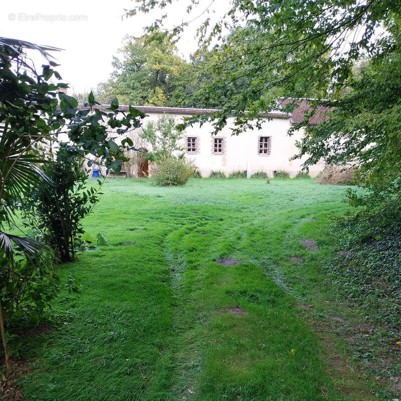 Maison à DROUPT-SAINTE-MARIE