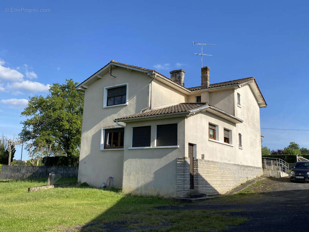 -maison spacieuse