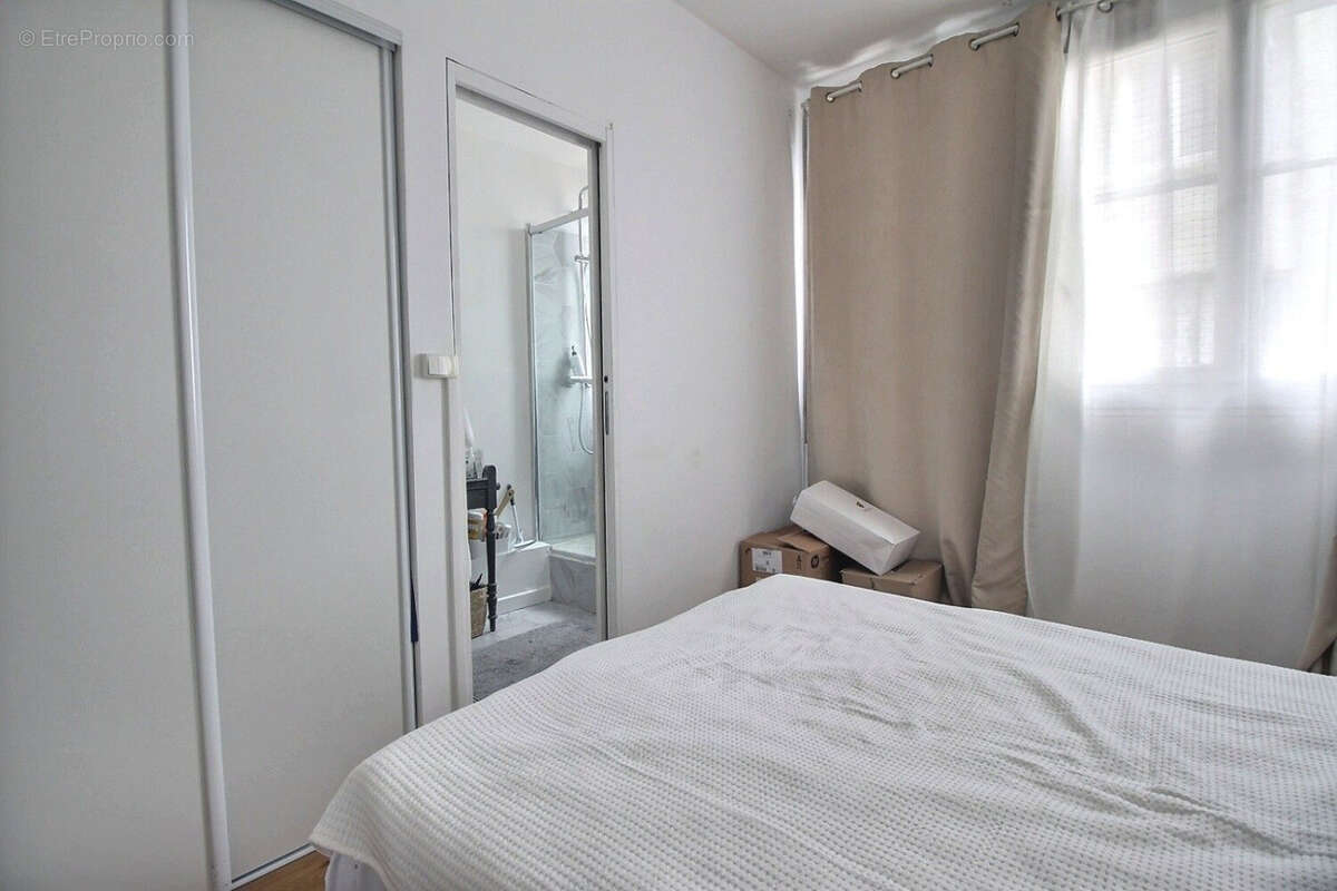 Appartement à ISSY-LES-MOULINEAUX
