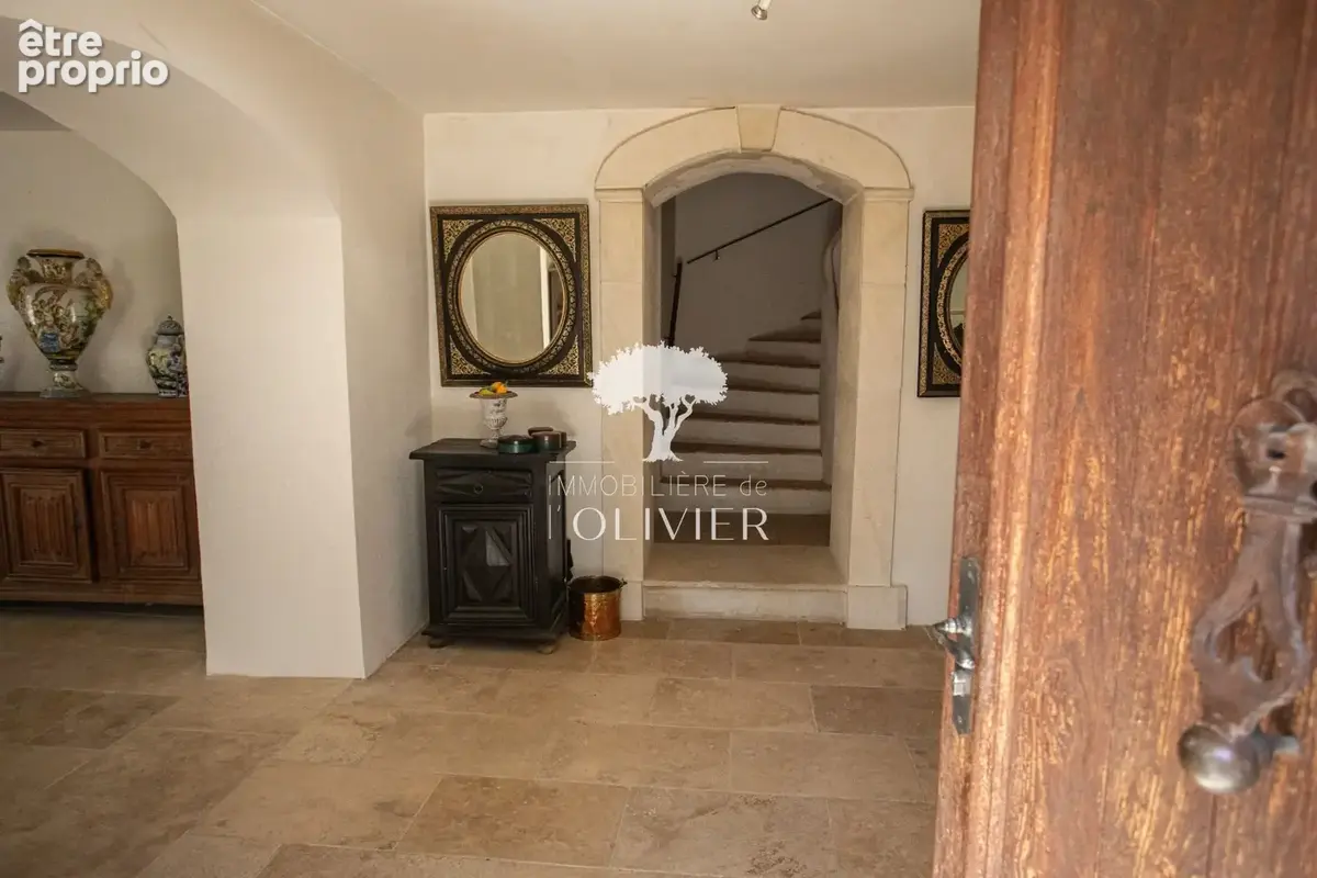 Maison 7 pièces 270 m² à vendre à Villars (84400) - photo 5