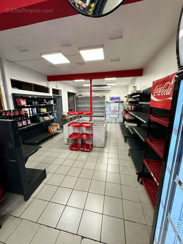 Commerce à FORT-DE-FRANCE