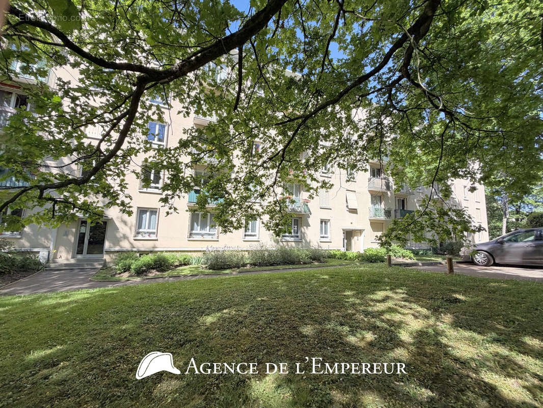Appartement à RUEIL-MALMAISON