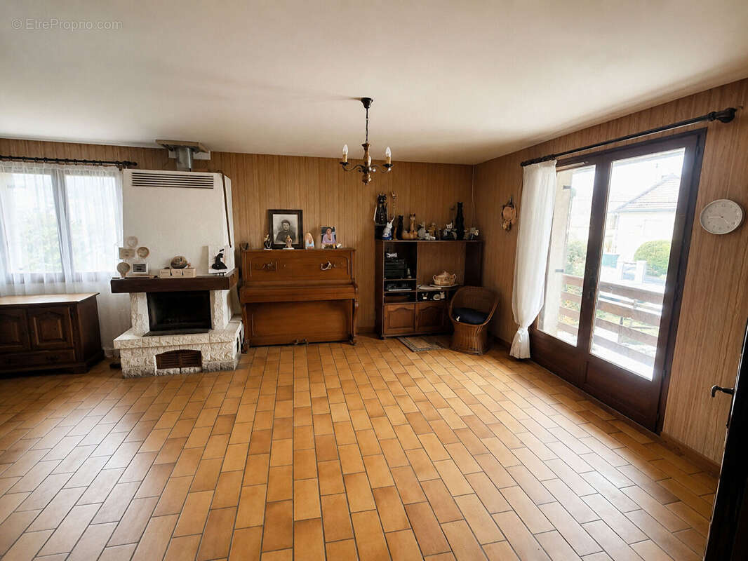 Maison à TAVAUX