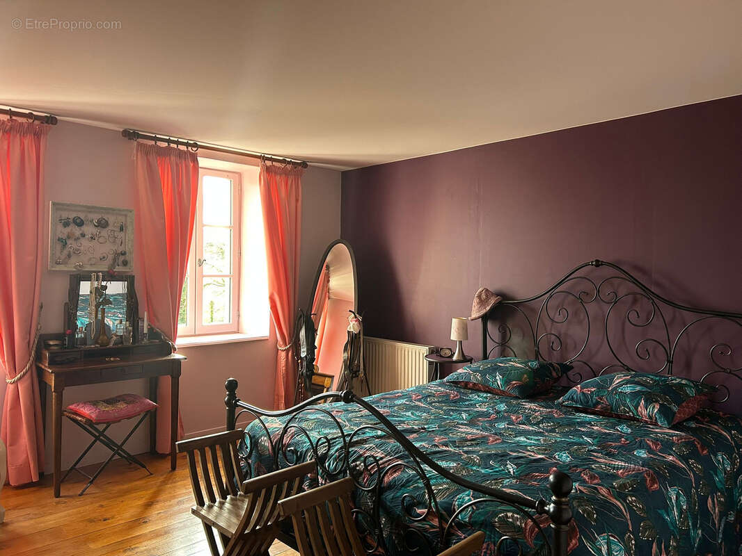 Charmante maison en pierre et son jardin attenant - photo 8