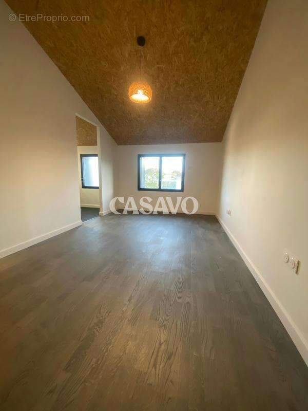 Vente Loft 1 pièce de 170m² - 44340 Bouguenais - photo 4
