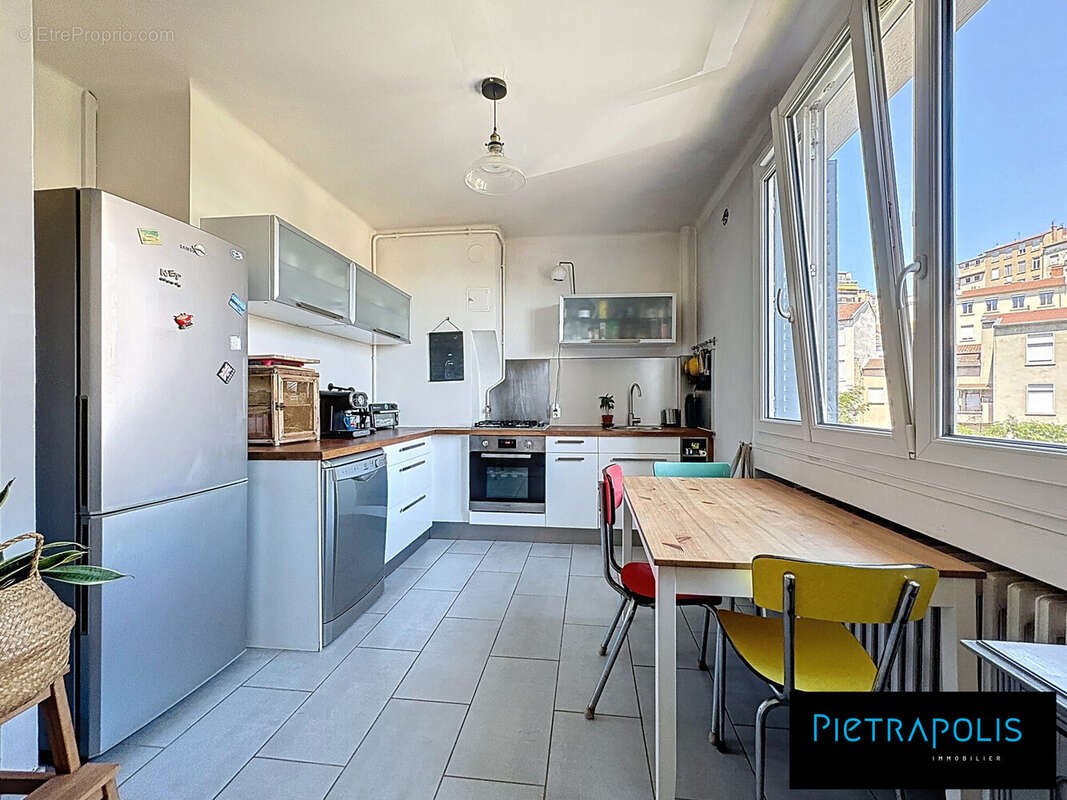 Appartement à LYON-4E