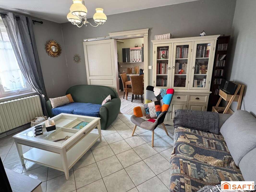 Photo 5 - Maison à ROMAGNE-SOUS-MONTFAUCON