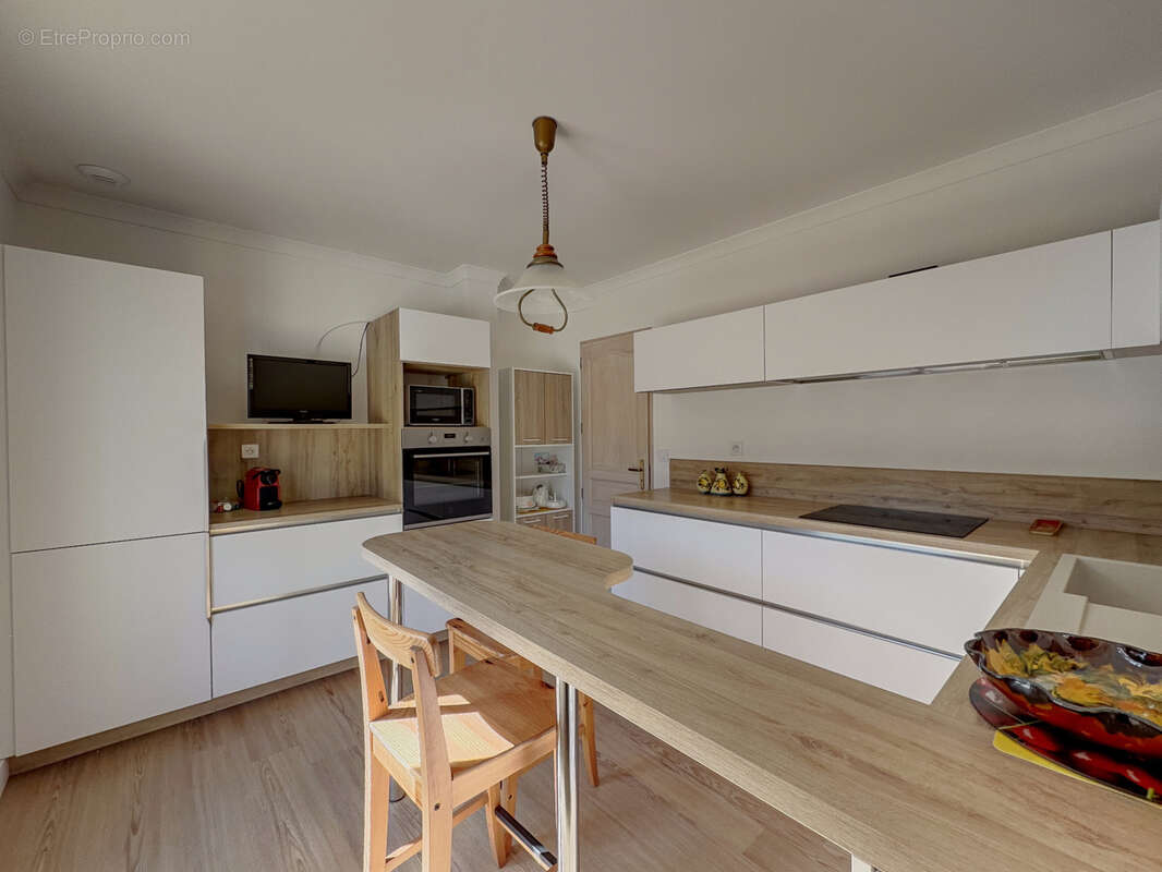 Maison à SIX-FOURS-LES-PLAGES