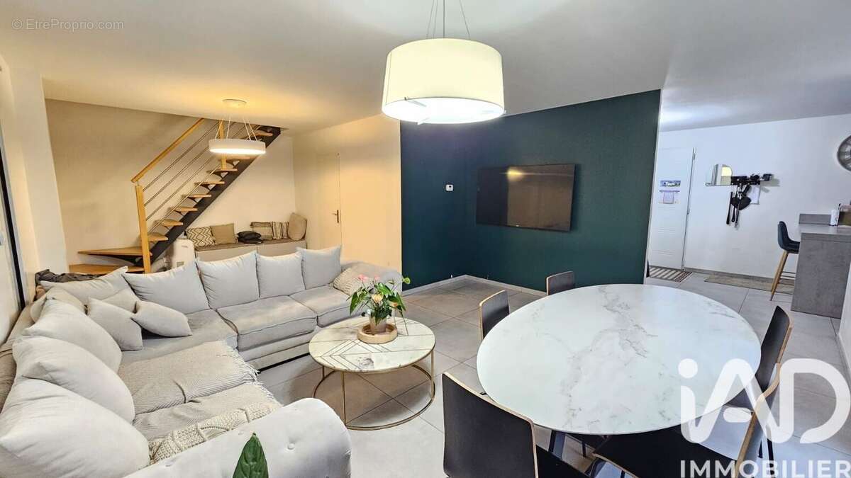 Photo 2 - Maison à BONNEUIL-SUR-MARNE