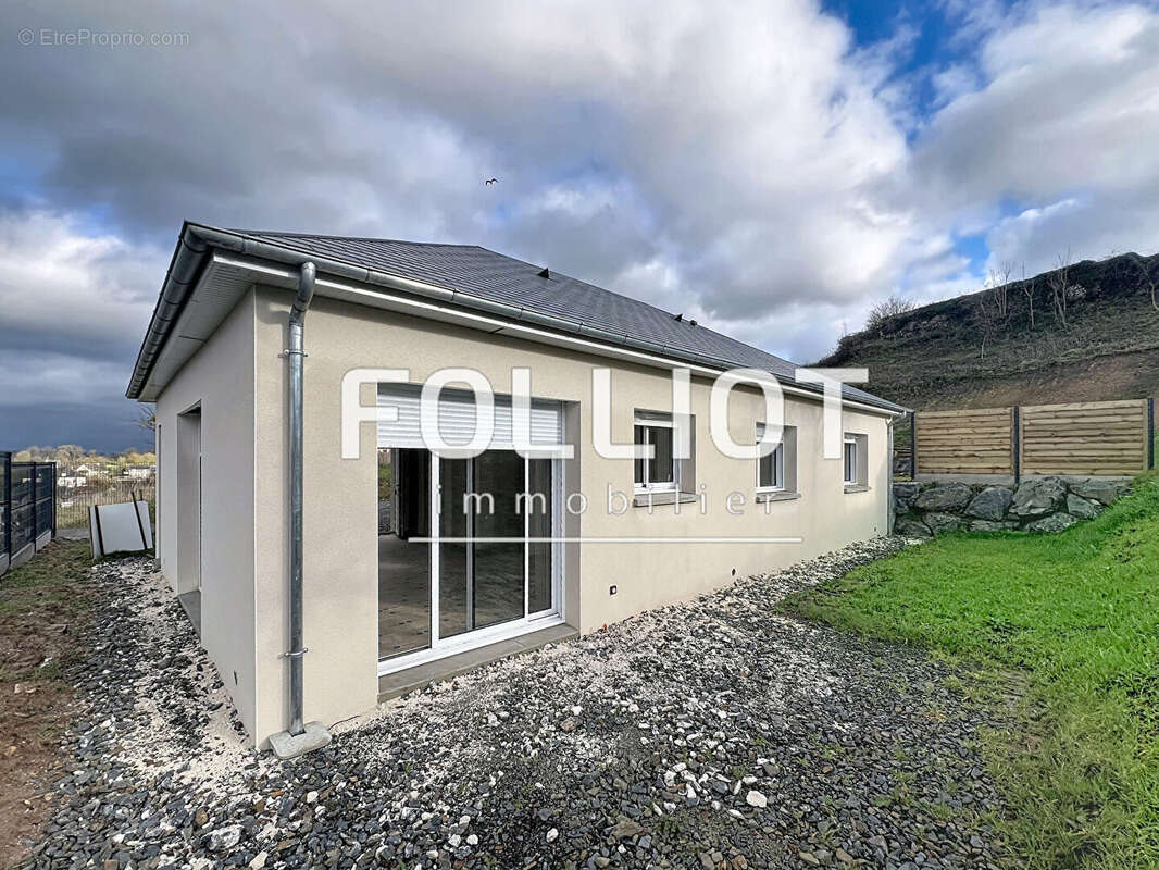 Maison à QUETTREVILLE-SUR-SIENNE