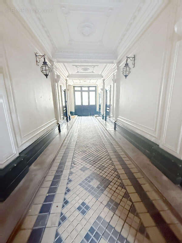 Appartement à PARIS-9E