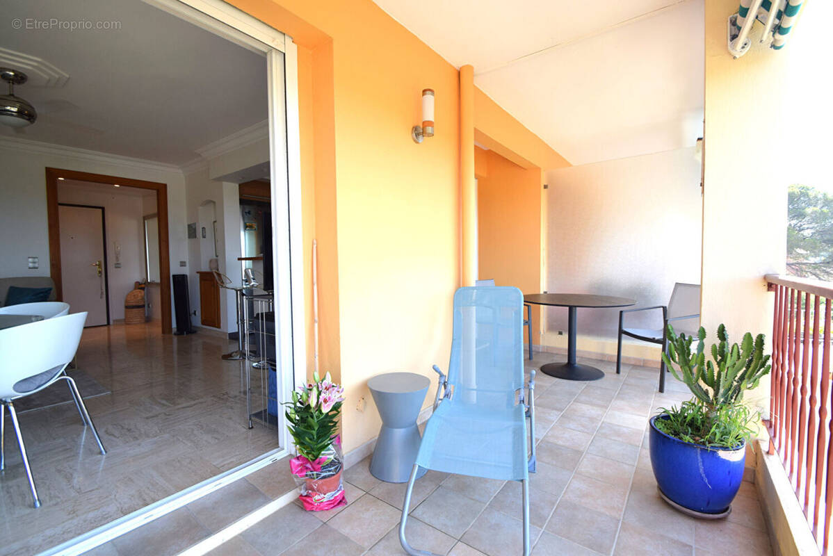 Appartement à SAINT-RAPHAEL