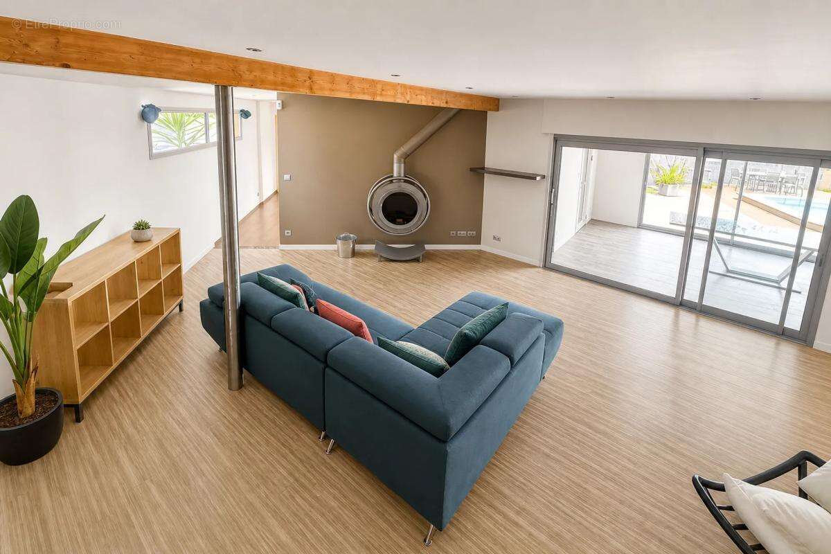 Maison de 8 pièces de 183 m² à Aspiran - photo 6