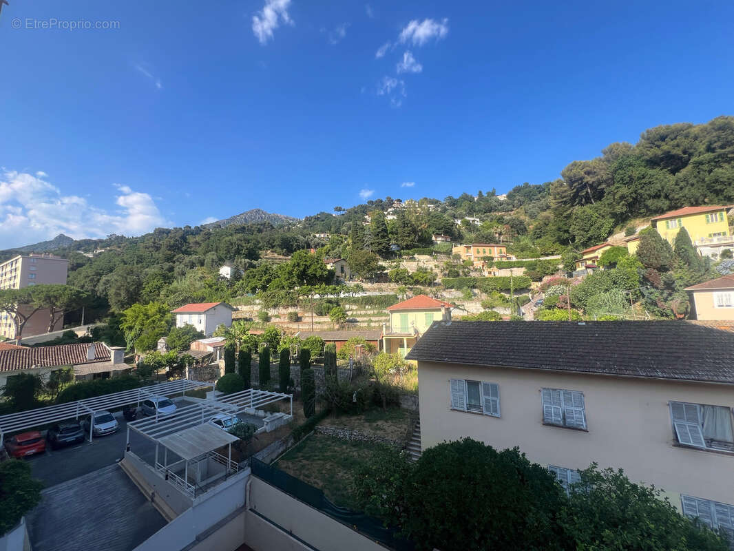 Dans une jolie résidence spacieux T3 étage élevé traversant terrasse-balcon-possibilité parking extérieur priv - photo 6