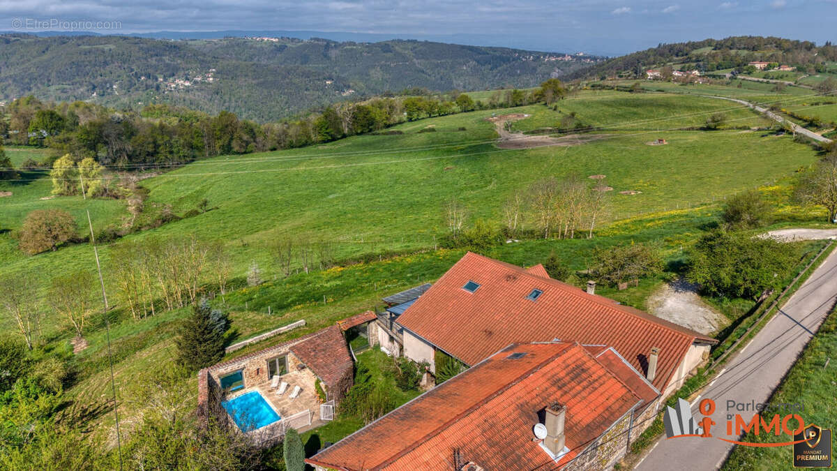 Maison à ROCHE-LA-MOLIERE
