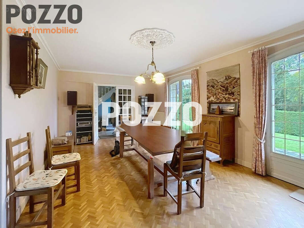 Maison à TOURNAY-SUR-ODON