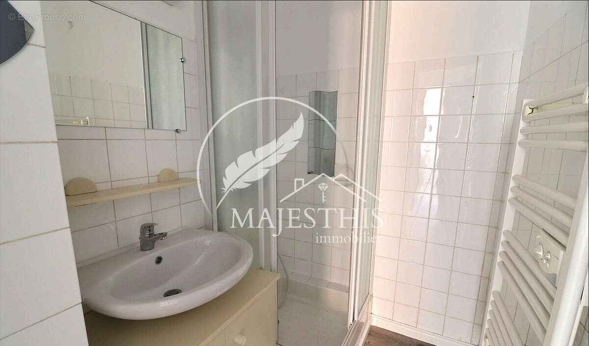 Appartement à HYERES