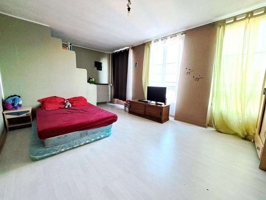 Maison à MORTAGNE-AU-PERCHE