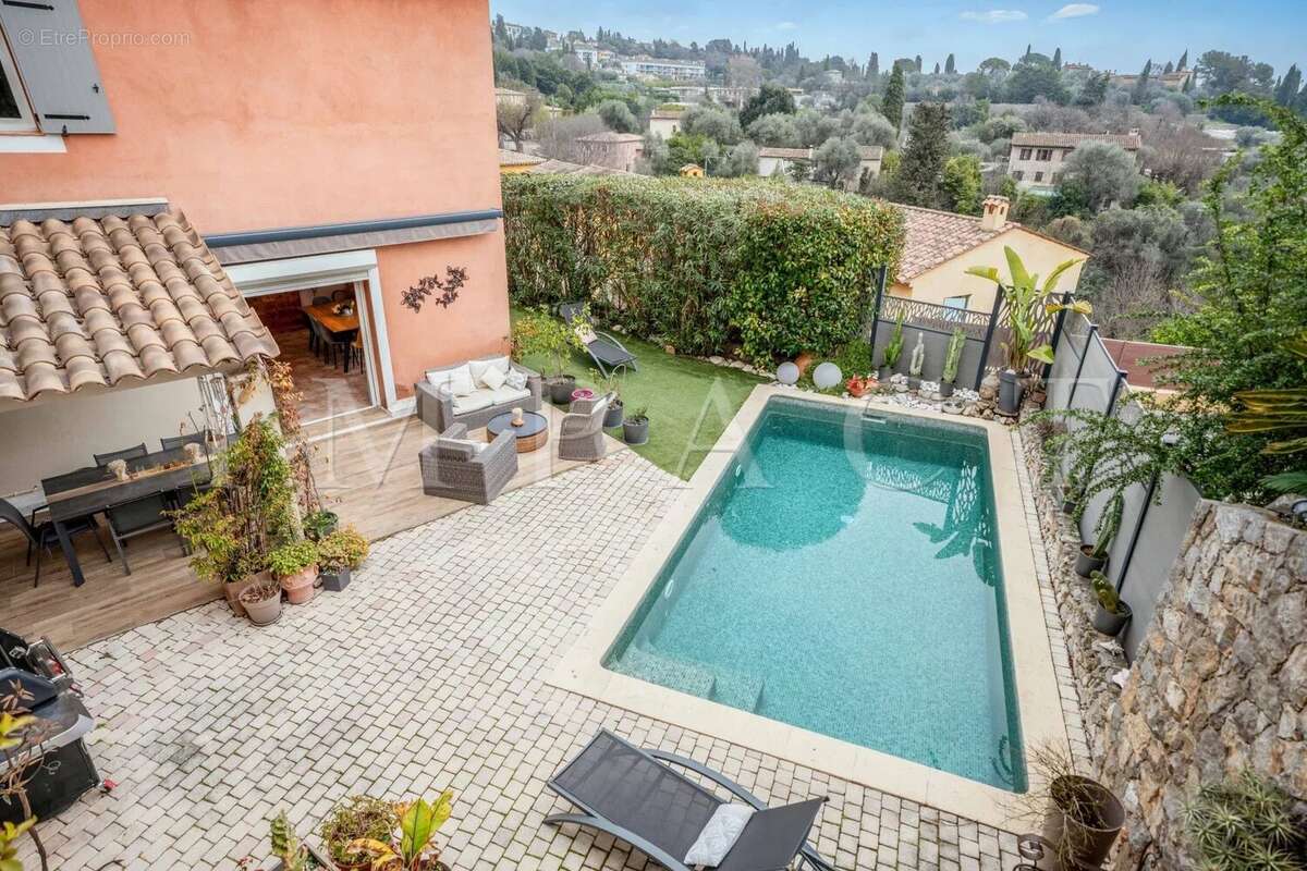 Maison à GRASSE