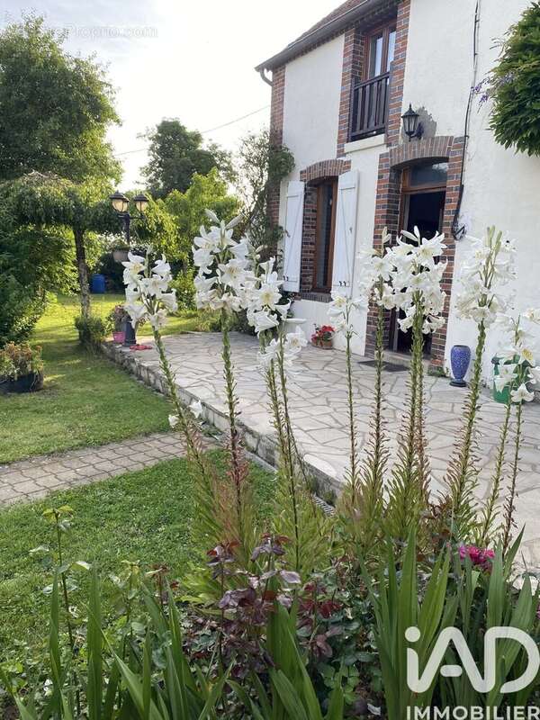 Photo 2 - Maison à CHARNY
