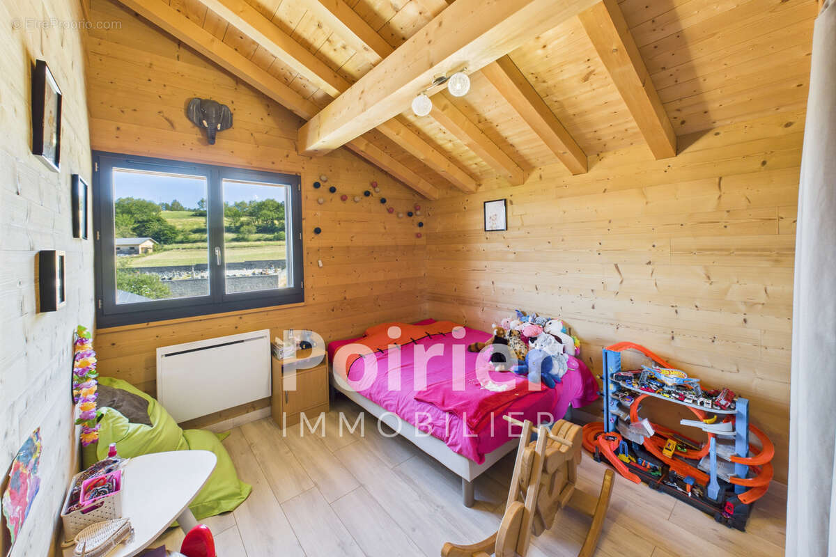 Maison à THOLLON-LES-MEMISES