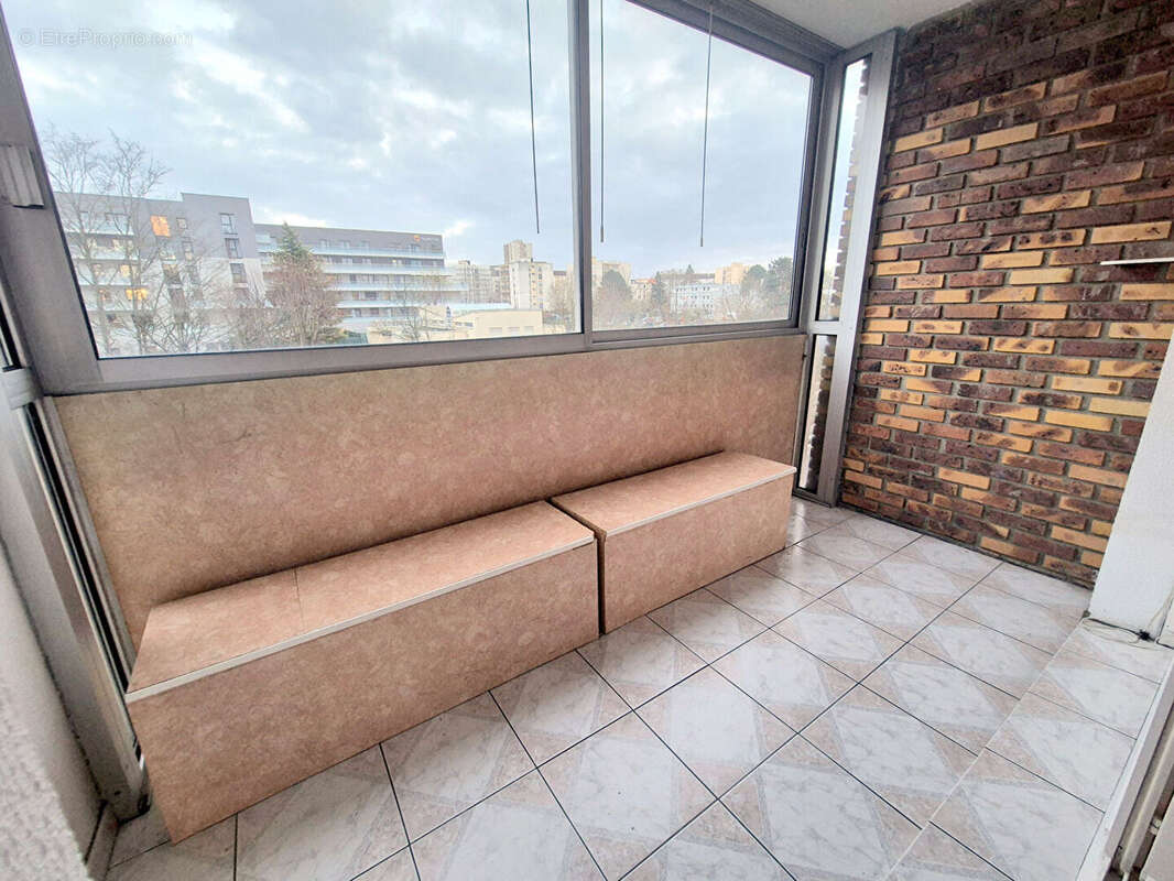 Appartement à MAUREPAS