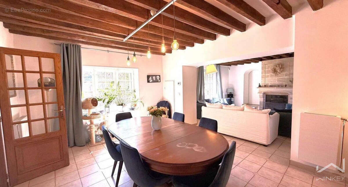 Maison à PLAISIR