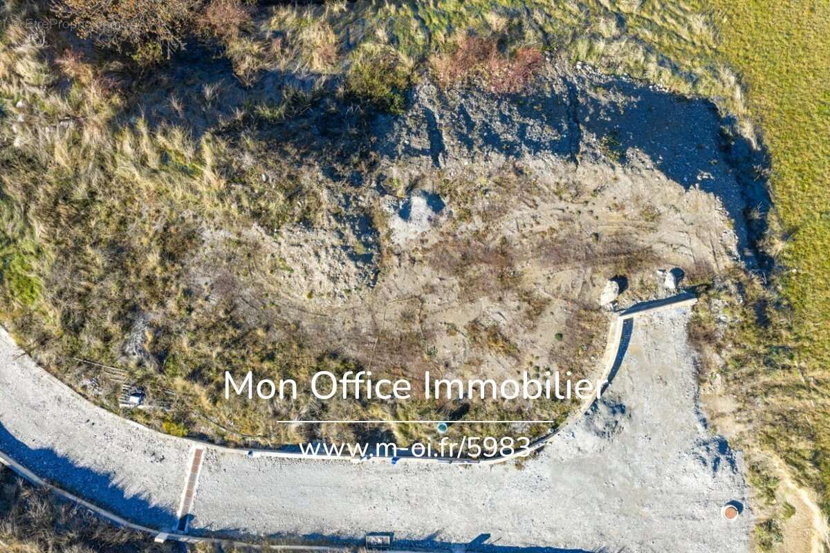 Terrain à LES ORRES