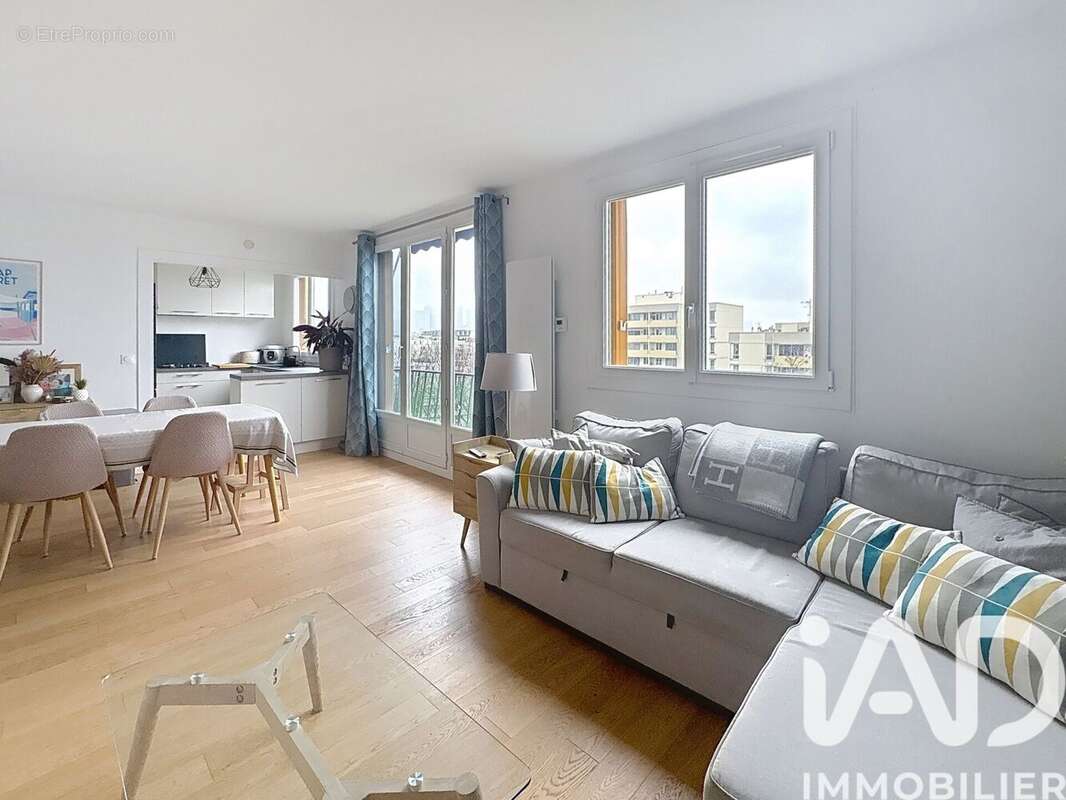 Photo 3 - Appartement à LA GARENNE-COLOMBES