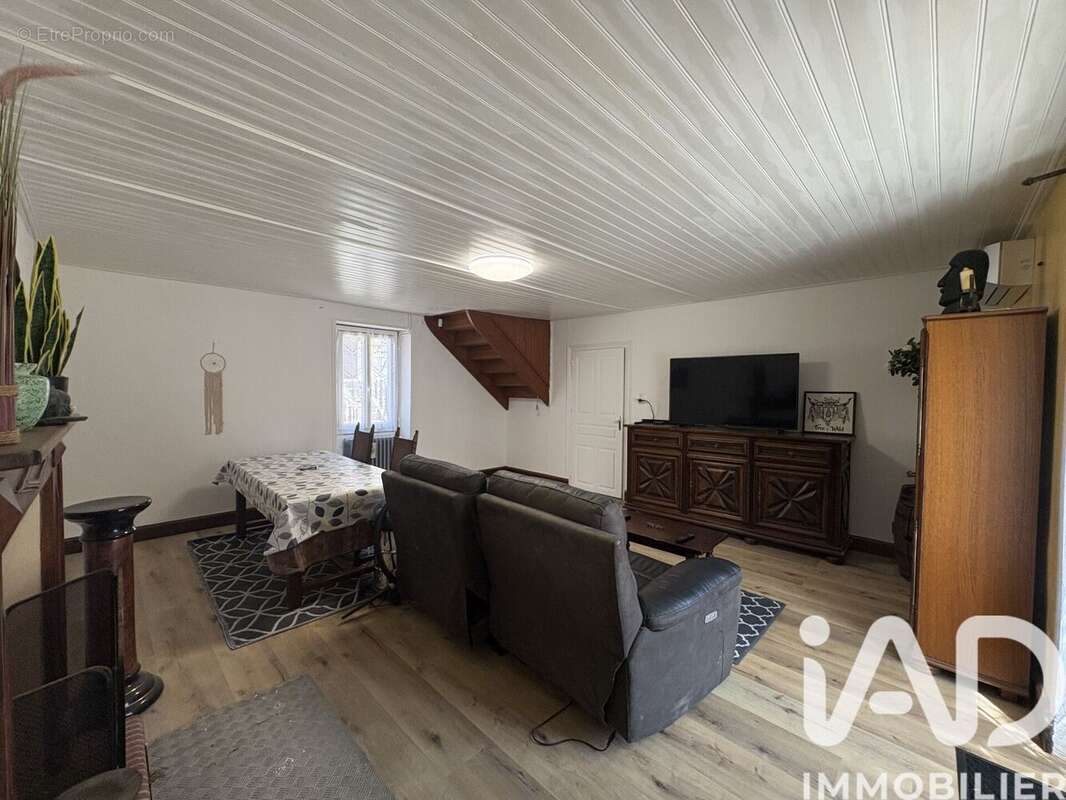 Photo 3 - Maison à LA CHAPELLE-AUBAREIL