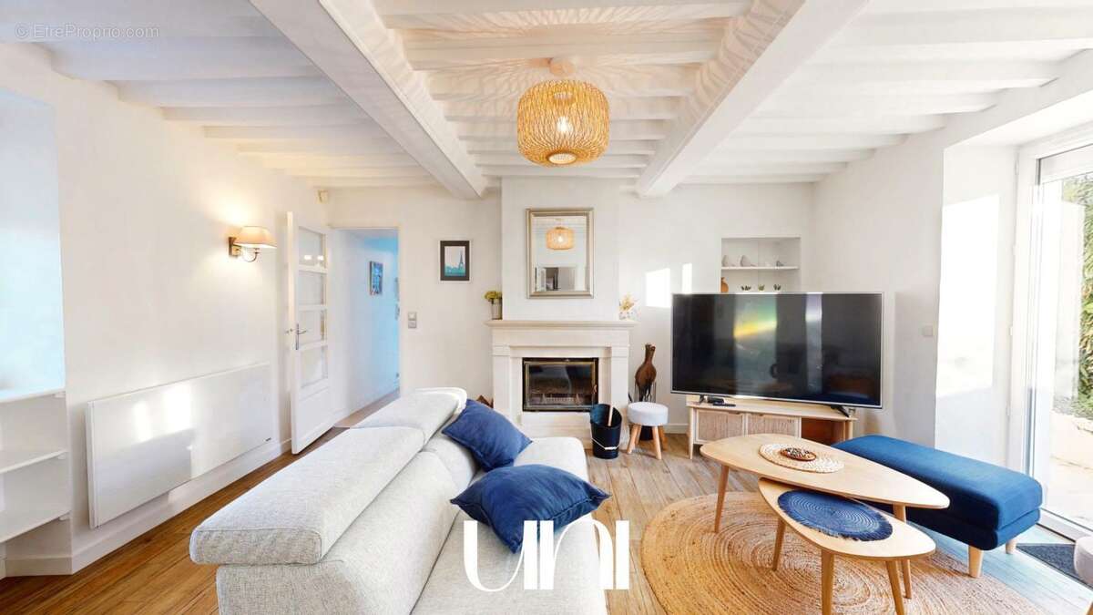 Maison à GRANDCAMP-MAISY