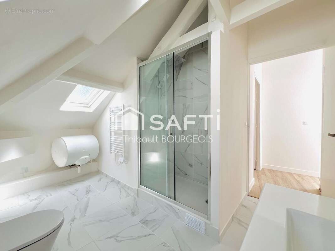 Photo 4 - Appartement à CHOISY-LE-ROI