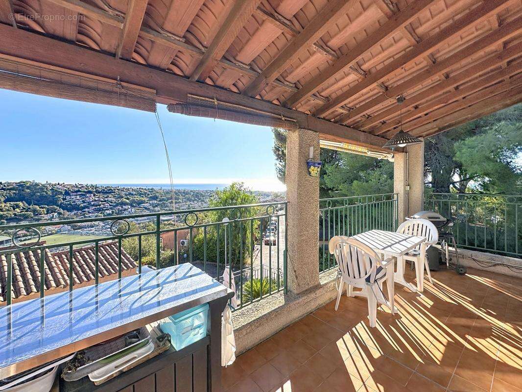 Maison à CAGNES-SUR-MER