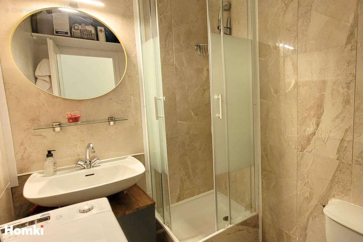 Appartement à MAUGUIO
