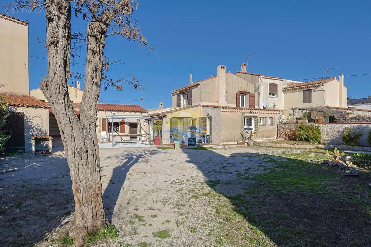 Maison à MARTIGUES